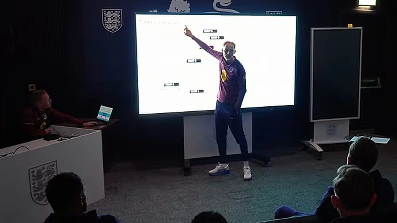 图赫尔珠峰演讲首度公开，弃用帕尔默福登折射英格兰转会前景分析